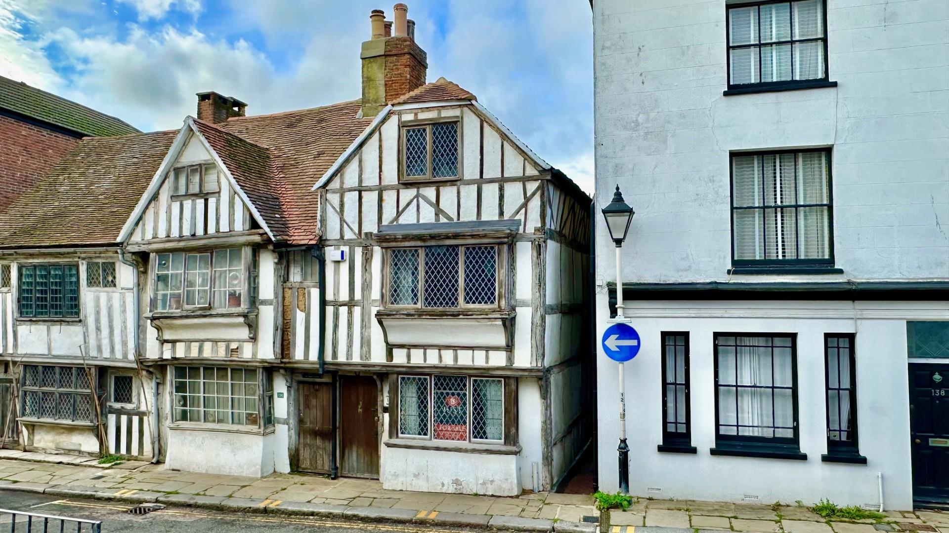 3 bed property in All Saints Street, Old Town, Hastings